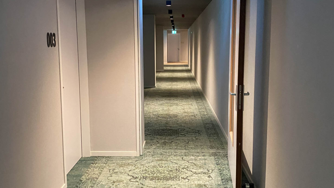 Hotel 99-21